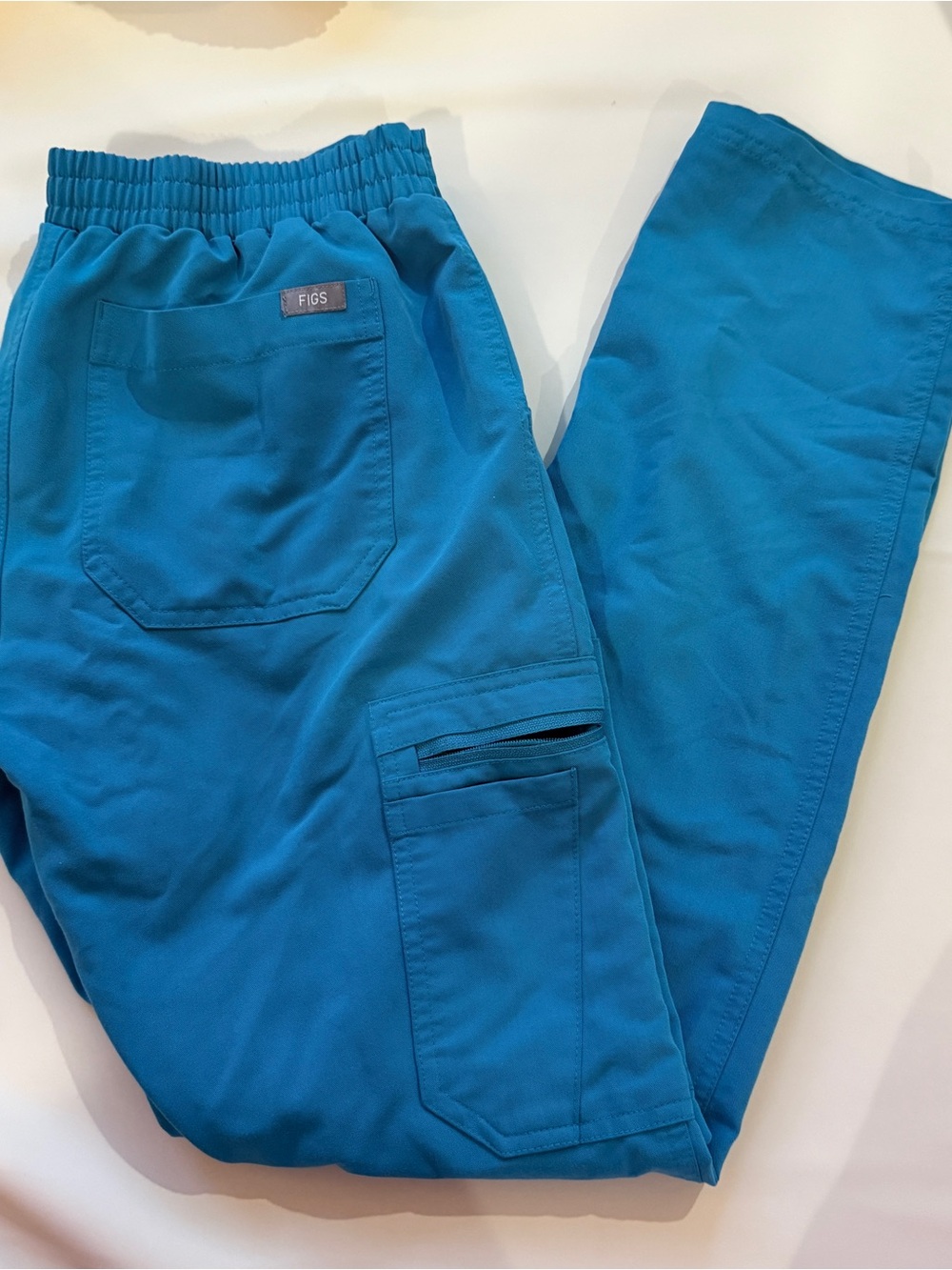 FIGS Women Teal Cargo Scrub Pants